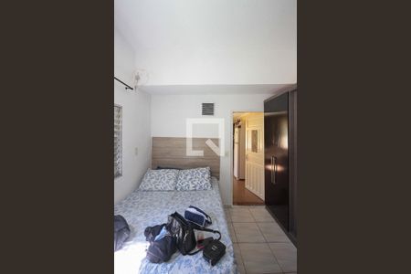 Casa à venda com 187m², 8 quartos e 2 vagasQuarto casa 03