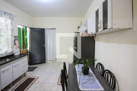 Casa à venda com 187m², 8 quartos e 2 vagasCozinha Casa 04