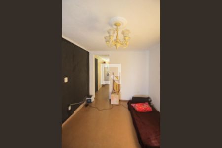 Casa à venda com 187m², 8 quartos e 2 vagasSala casa 03