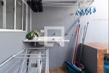 Casa à venda com 113m², 3 quartos e 2 vagas Casa à venda com 113m², 3 quartos e 2 vagasLavanderia