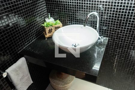 Casa à venda com 113m², 3 quartos e 2 vagas Casa à venda com 113m², 3 quartos e 2 vagasLavabo