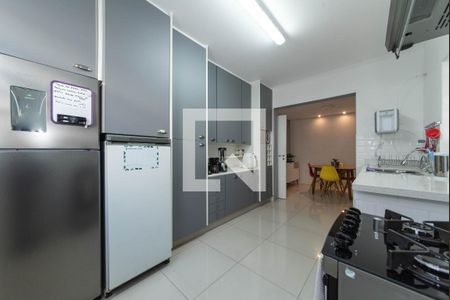 Casa à venda com 113m², 3 quartos e 2 vagas Casa à venda com 113m², 3 quartos e 2 vagasCozinha