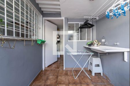 Casa à venda com 113m², 3 quartos e 2 vagas Casa à venda com 113m², 3 quartos e 2 vagasLavanderia