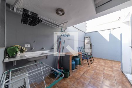 Casa à venda com 113m², 3 quartos e 2 vagas Casa à venda com 113m², 3 quartos e 2 vagasLavanderia