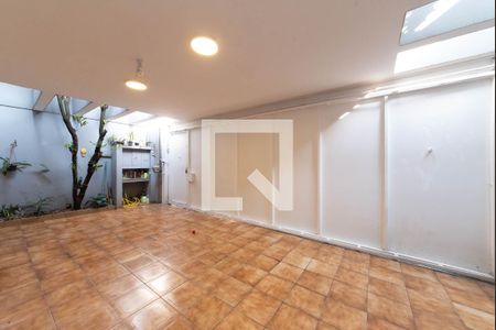 Casa à venda com 113m², 3 quartos e 2 vagas Casa à venda com 113m², 3 quartos e 2 vagasGaragem