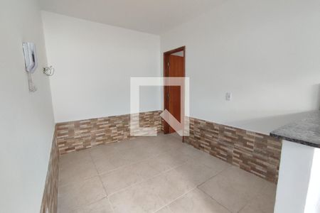 Sala de casa para alugar com 1 quarto, 45m² em Taquara, Rio de Janeiro