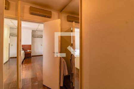 Apartamento à venda com 463m², 3 quartos e 4 vagasBanheiro da Suíte 3