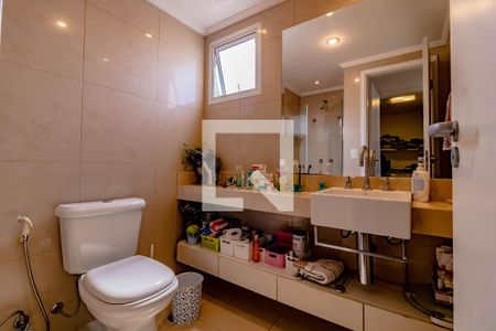 Apartamento à venda com 463m², 3 quartos e 4 vagasBanheiro da Suíte 1