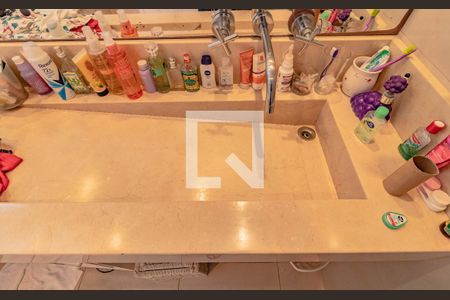 Apartamento à venda com 463m², 3 quartos e 4 vagasBanheiro da Suíte 3