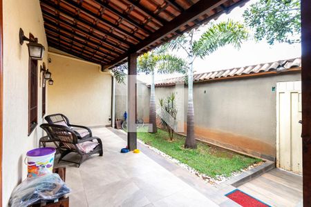 Casa à venda com 360m², 3 quartos e 2 vagasVaranda da Sala