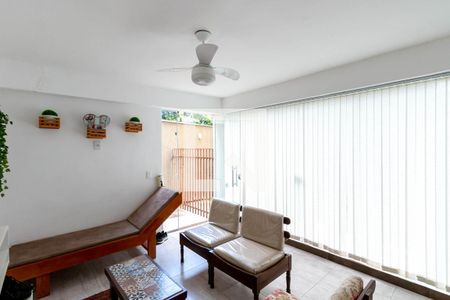 Casa à venda com 360m², 3 quartos e 2 vagasSala 2