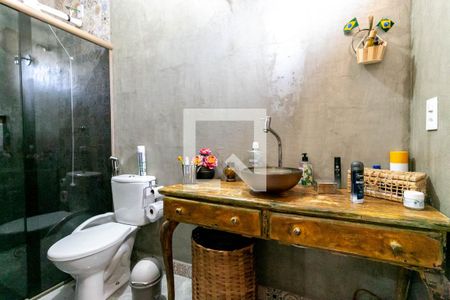 Casa à venda com 360m², 3 quartos e 2 vagasBanheiro da Suíte