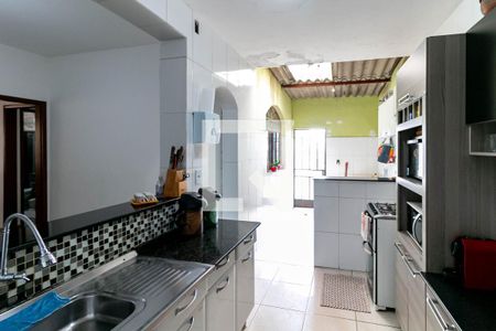 Casa à venda com 360m², 3 quartos e 2 vagasCozinha e Área de Serviço