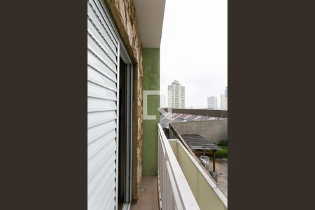 Casa de condomínio à venda com 130m², 3 quartos e 2 vagasVaranda do Quarto 2