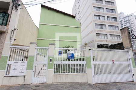 Casa de condomínio à venda com 130m², 3 quartos e 2 vagasFachado do condomínio