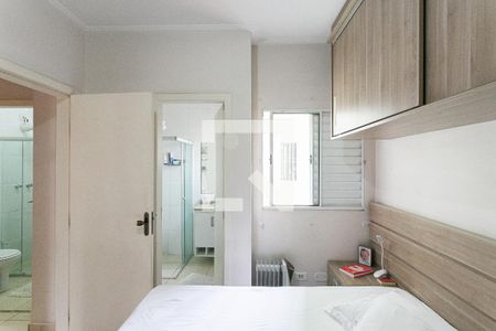 Casa de condomínio à venda com 130m², 3 quartos e 2 vagasSuíte