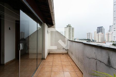 Casa de condomínio à venda com 130m², 3 quartos e 2 vagasVaranda