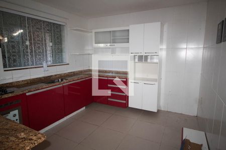 Casa para alugar com 210m², 3 quartos e 2 vagasCozinha