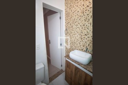 Casa para alugar com 210m², 3 quartos e 2 vagasBanheiro da Suíte
