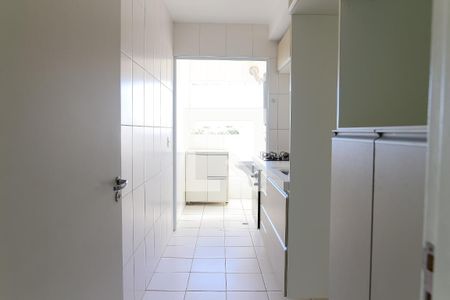 Apartamento para alugar com 77m², 2 quartos e 1 vagaCozinha