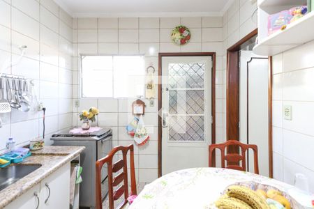 Casa à venda com 189m², 3 quartos e 3 vagas Casa à venda com 189m², 3 quartos e 3 vagasCozinha