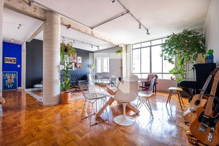 Sala de apartamento à venda com 2 quartos, 110m² em Pinheiros, São Paulo