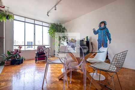 Sala de apartamento à venda com 2 quartos, 110m² em Pinheiros, São Paulo