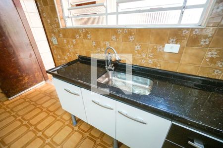 Casa à venda com 250m², 2 quartos e 2 vagas Casa à venda com 250m², 2 quartos e 2 vagasPia