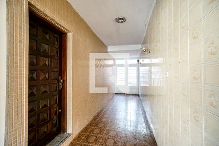 Casa à venda com 250m², 2 quartos e 2 vagas Casa à venda com 250m², 2 quartos e 2 vagasHall de entrada