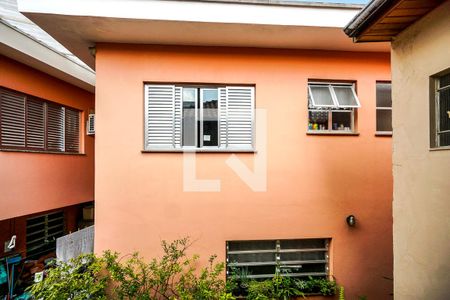 Casa à venda com 250m², 2 quartos e 2 vagas Casa à venda com 250m², 2 quartos e 2 vagasVista do quarto 02