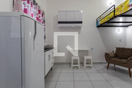 Cozinha de kitnet/studio para alugar com 1 quarto, 17m² em Brás Cubas, Mogi das Cruzes