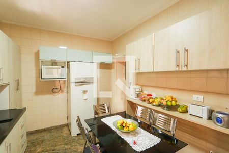 Casa à venda com 300m², 3 quartos e 2 vagasCozinha