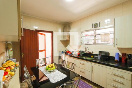 Casa à venda com 300m², 3 quartos e 2 vagasCozinha