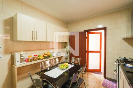 Casa à venda com 300m², 3 quartos e 2 vagasCozinha