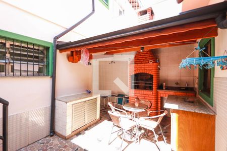 Casa à venda com 300m², 3 quartos e 2 vagasQuintal