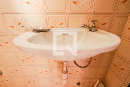 Casa à venda com 300m², 3 quartos e 2 vagasBanheiro Quintal