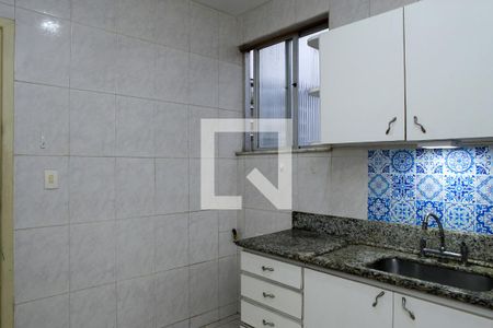 Apartamento para alugar com 75m², 2 quartos e 1 vagaCozinha