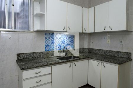 Apartamento para alugar com 75m², 2 quartos e 1 vagaCozinha