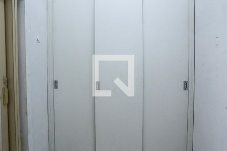 Apartamento para alugar com 75m², 2 quartos e 1 vagaQuarto de Serviço - Armários