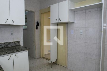 Apartamento para alugar com 75m², 2 quartos e 1 vagaCozinha