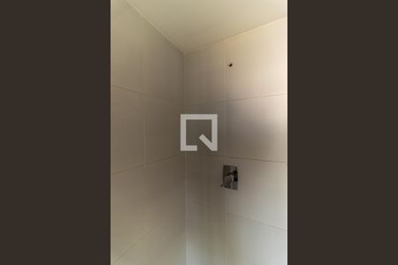 Banheiro  de kitnet/studio para alugar com 1 quarto, 22m² em Centro, São Paulo