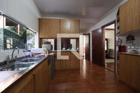 Casa para alugar com 600m², 4 quartos e 2 vagasCozinha