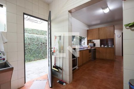 Casa para alugar com 600m², 4 quartos e 2 vagasÁrea de serviço