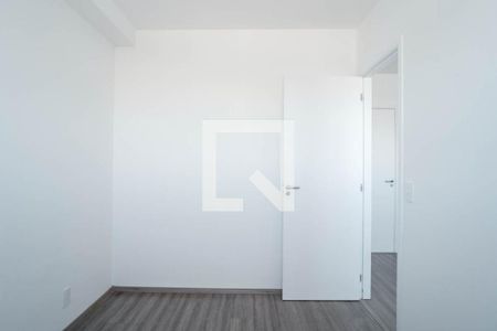 Quarto 2 de apartamento para alugar com 2 quartos, 34m² em Vila Pierina, São Paulo