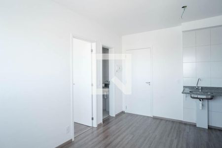 Sala / Cozinha de apartamento para alugar com 2 quartos, 34m² em Vila Pierina, São Paulo