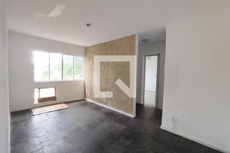 Sala de apartamento para alugar com 1 quarto, 40m² em Taquara, Rio de Janeiro