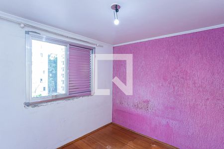 Quarto 2 de apartamento para alugar com 2 quartos, 54m² em Jardim Vivan, São Paulo