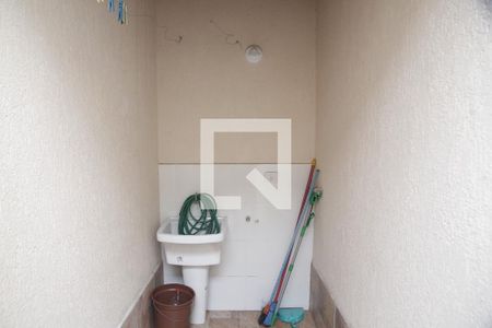 Casa para alugar com 50m², 2 quartos e 1 vagaArea de serviço