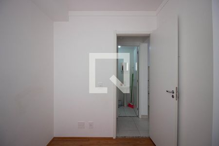 Quarto 1 de apartamento à venda com 2 quartos, 32m² em Itaquera, São Paulo