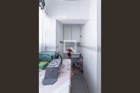 Apartamento à venda com 156m², 3 quartos e 2 vagas Apartamento à venda com 156m², 3 quartos e 2 vagasLavanderia